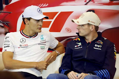 George Russell und Max Verstappen