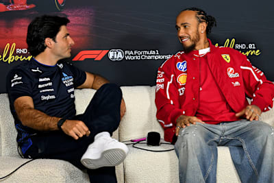 Carlos Sainz und Lewis Hamilton
