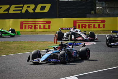 Esteban Ocon (v.) war in Suzuka nicht begeistert über die Pace seines Autos. Dazu kam Schaden aus einer Berührung mit seinem Teamkollegen Gasly (dahinter)