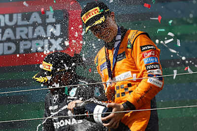 Party-Sause auf dem Podium - danach hörte es mit Glamour auf für Budapest-Sieger Oscar Piastri