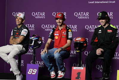 Können auch zusammen lachen, auch beim ernsten Thema «Gewicht». Jorge Martin, Pecco Bagnaia und Marco Bezecchi