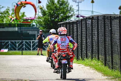 Roller-Rücktransport statt Podium: Marc Márquez, Austin 2024.