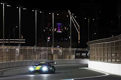 Comtoyou Racing plant das Engagement in der GT World Challenge Europe zu reduzieren