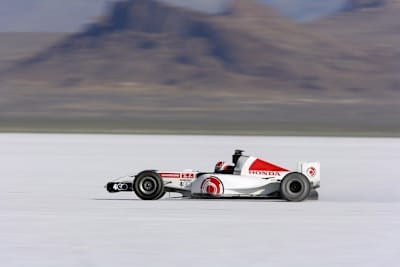 Der damalige British American Racing-Testfahrer Alan van der Merwe beim Rekordversuch