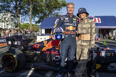 David Coulthard mit der Fussball-Spielerin Trinity Rodman