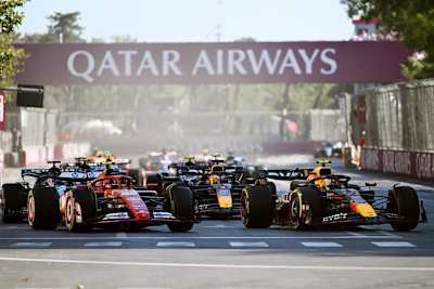 Carlos Sainz gegen Sergio Pérez in Baku