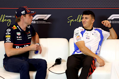 Max Verstappen und Isack Hadjar am Red Bull Ring