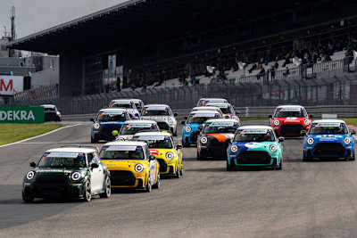 Der NXT GEN Cup startet 2024 dreimal in Deutschland, darunter zweimal bei der DTM