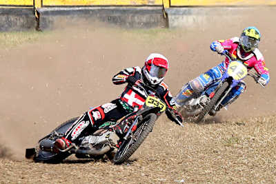 Kenneth Kruse Hansen (333) vor Stephan Katt