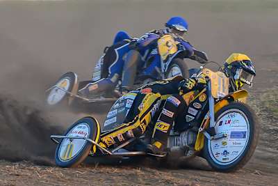 Wie hier in Uithuizen werden Venus/Eibl (11) und Brandhofer/Mollema (9) in Pfarrkirchen um den Titel kämpfen