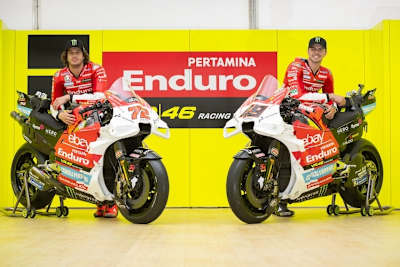 Sonntags-Dress für die VR46-Mannschaft