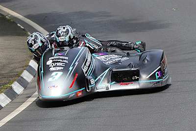 TT-Sieger Ryan und Callum Crowe