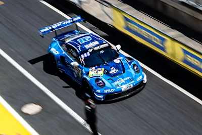 Laurens Vanthoor zerstörte den SCHERER SPORT PHX Porsche