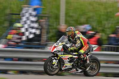Dieses Jahr fällt die Zielflagge zum letzten Mal für die IRRC Superbike