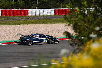 Jack Aitken auf der Pole-Position auf dem Nürburgring