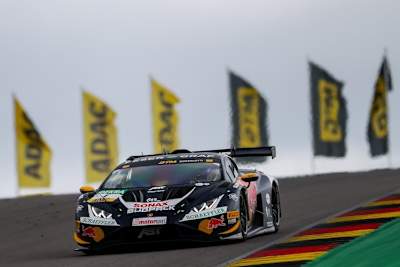 Mirko Bortolotti im Wasserfall