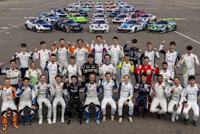 Großes Teilnehmerfeld im Porsche Sixt Carrera Cup Deutschland