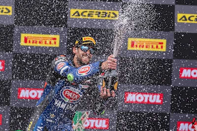 Stefano Manzi gewann beim Heimspiel beide Rennen