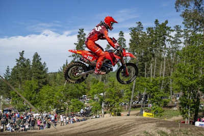 Hinsichtlich der Farben müsste sich Tim Gajser nicht umgewöhnen