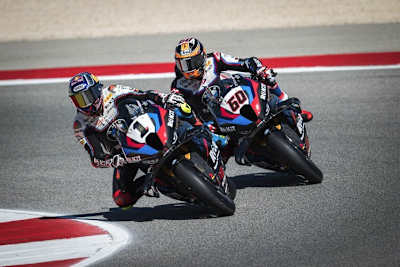 Die BMW-Piloten Toprak Razgatlioglu und Michael van der Mark