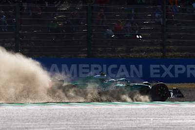 Fernando Alonso beendete das Training im Kiesbett