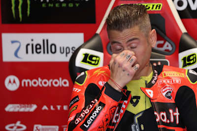 Alvaro Bautista blieb brav hinter Nicolo Bulega