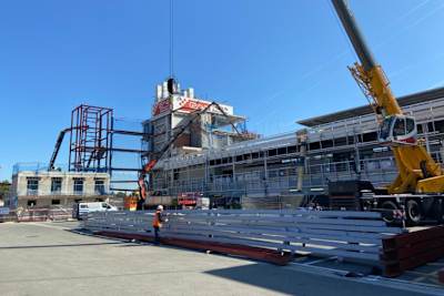 Baustelle im Fahrerlager von Barcelona