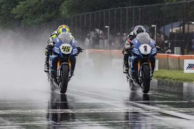 Petersen setzte sich gegen Gagne um 0,004 Sekunden zum Sieg in Lauf 1 durch