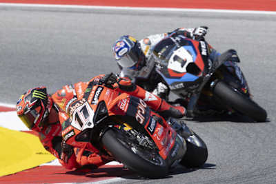 Die derzeit besten Superbike-Piloten: Nicolo Bulega (11) und Toprak Razgatlioglu