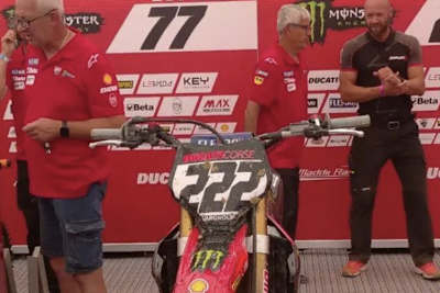 Die Ducati Demo 450 von Antonio Cairoli