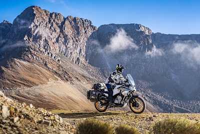 CFMOTO V.04: Alles, was es braucht, um es auf der Rennstrecke mächtig rauchen zu lassen