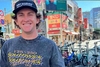 Der Fotograf und Videograf Chase Curtis wurde in Arlington schwer verletzt