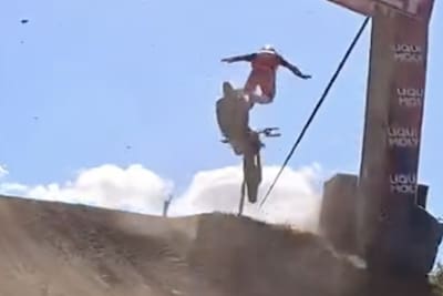 Brian Bogers flog in Uddevalla im ersten Lauf heftig ab