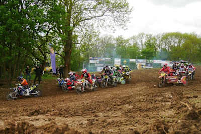 WM-Truppe mit Ex-Vizeweltmeister: Weiss/Schneider (#91), Hofmann/Zimmermann (#124), daneben Peter/Hoffmann (#20), Hengster/Jahn (#914) und rechts Happich/Schelbert (#5)
