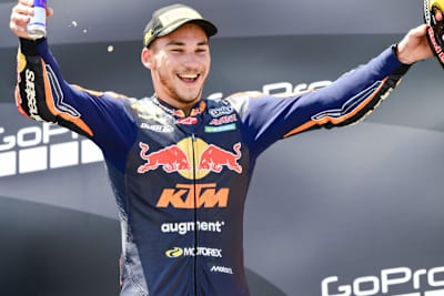 Deniz Öncü feierte seinen ersten Moto2-Sieg