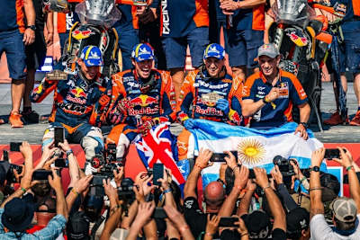 Die KTM-Asse jubelten gemeinsam