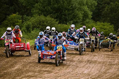 Dominant in Gerstetten: Prümmer/Steegmans (#17), Peter/Hoffmann (#20), Foden/Weinmann (#10), dahinter Häcker/Häcker (#513), Hengster/Jahn (914), Seifert/Kinder (#3)