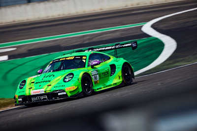 Güven mit Bestzeit im zweiten Training