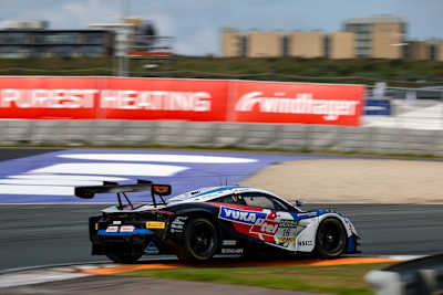 Timo Glock im Dörr Motorsport McLaren