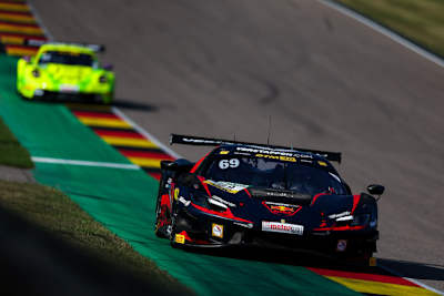 Thierry Vermeulen im Verstappen.com Ferrari