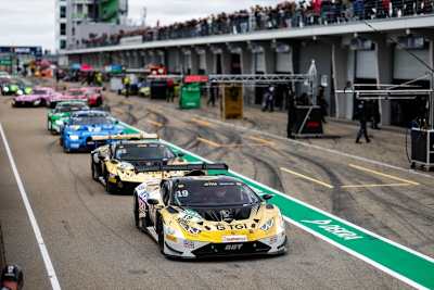 Rennauto oder Lastwagen? Der Lamborghini Huracán GT3 schleppt satte 110 Kilogramm Zusatzgewicht mit