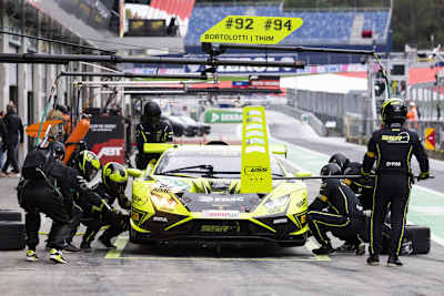 Der Lamborghini hat gefühlt mehr Zuladung als ein LKW