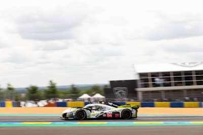 Ein LMH: Der Peugeot 9X8