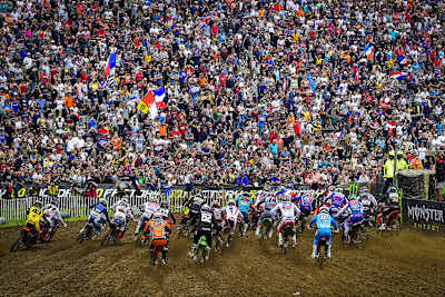 Der berühmte Zuschauerhang von Ernée