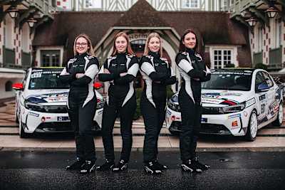 Die zwei FFSA-Damenteams