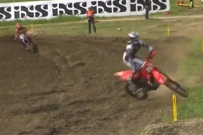 Tim Gajser bei seinem Sturz in Frauenfeld
