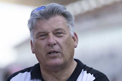 Jürgen Röder und Michael Galinski (v.l.) waren sehr zufrieden mit Garrett Gerloff