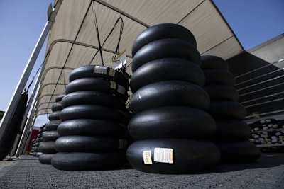 Im Juni sollen erstmals Pirelli-Slicks bei einem MotoGP-Test zum Einsatz kommen