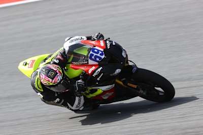 Tom Booth-Amos auf der PTR Triumph