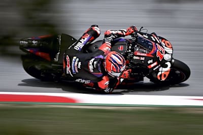 Maverick Vinales klagt über mangelnde Traktion